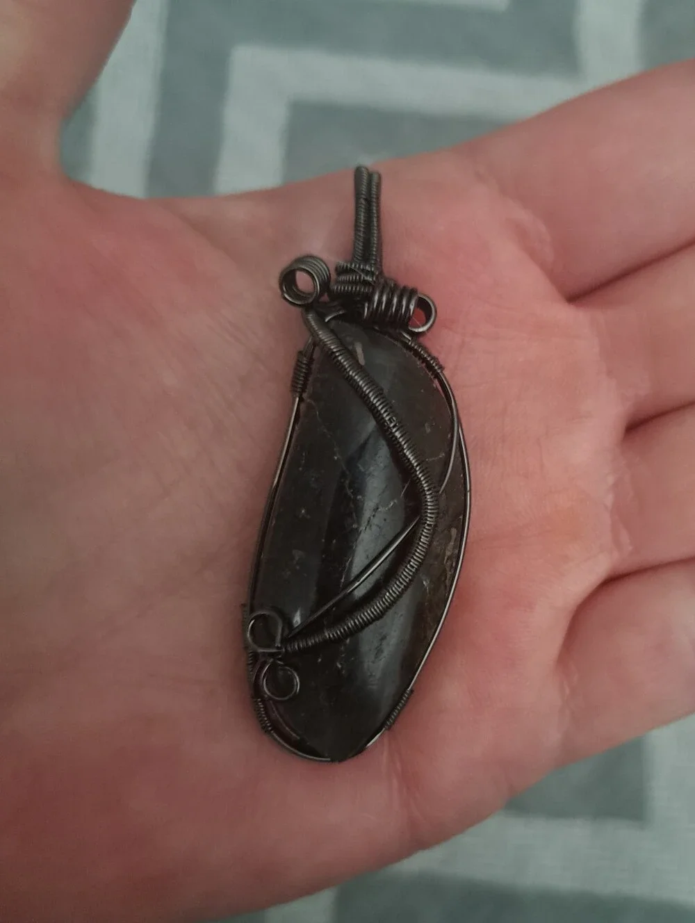 Wire-Wrapped Labradorite Pendant - Picture 2 of 4
